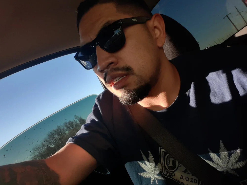 DaRealPuffDaddy's Offline XXX Chat