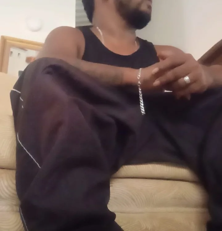Ftm25Chico's Offline Chat Room