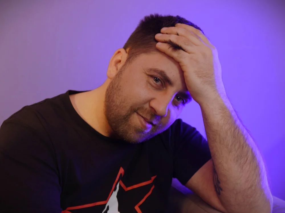 mrkiry's Offline Chat Room