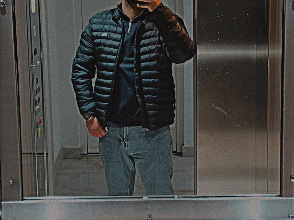 Mertozer01 Chat XXX offline