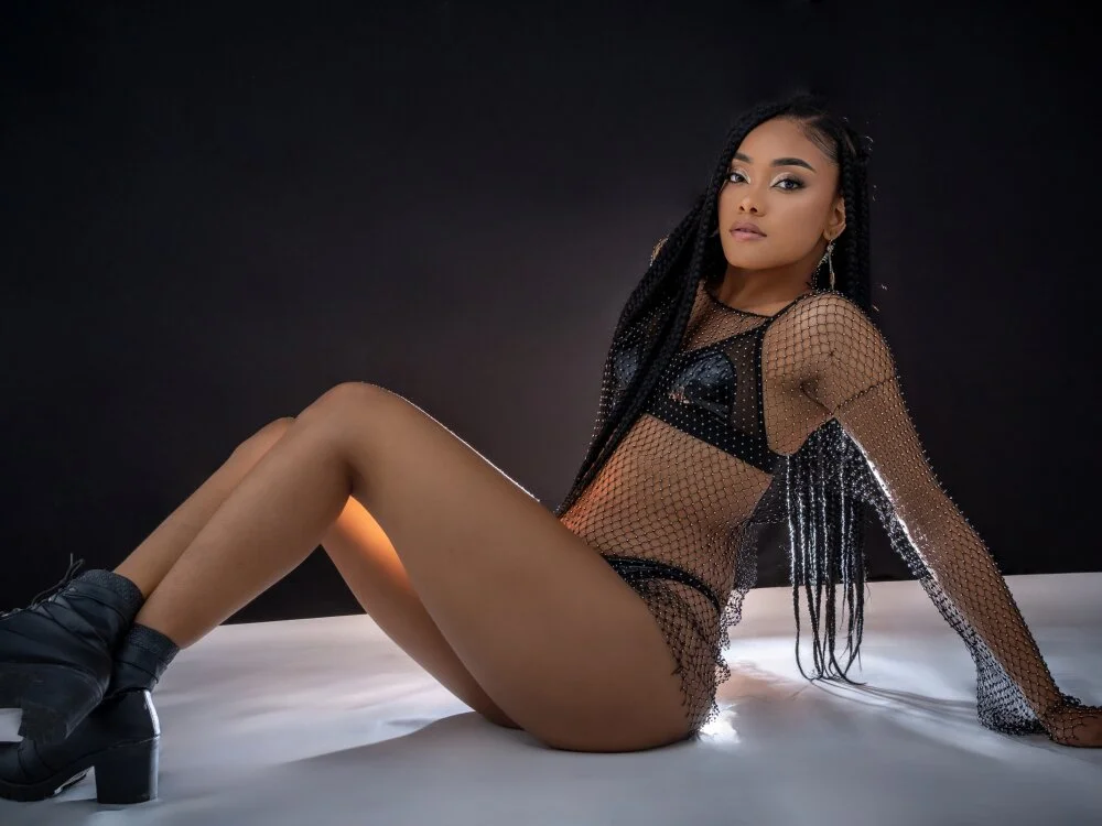 Juliette__3's Offline XXX Chat