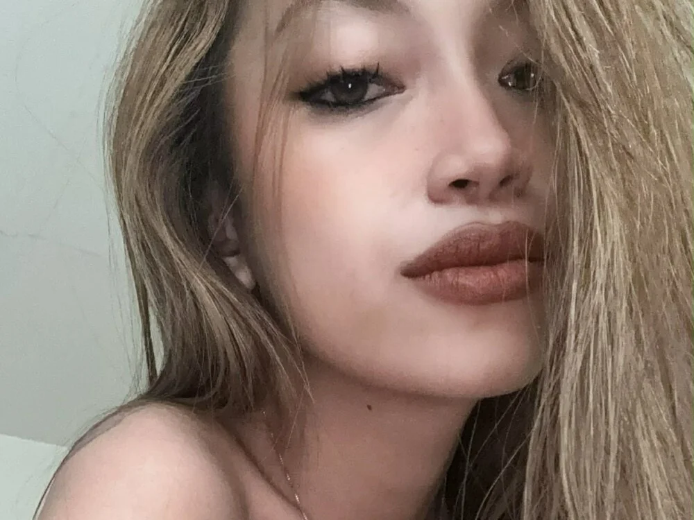 daddys_girl69 Obrolan XXX Offline