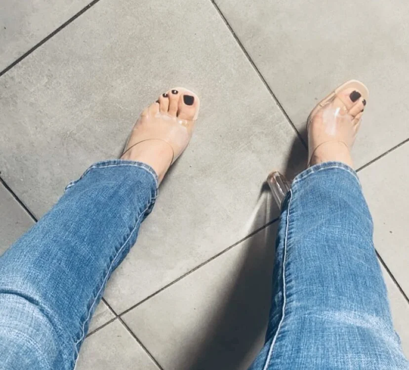 Elvira75's Offline XXX Chat