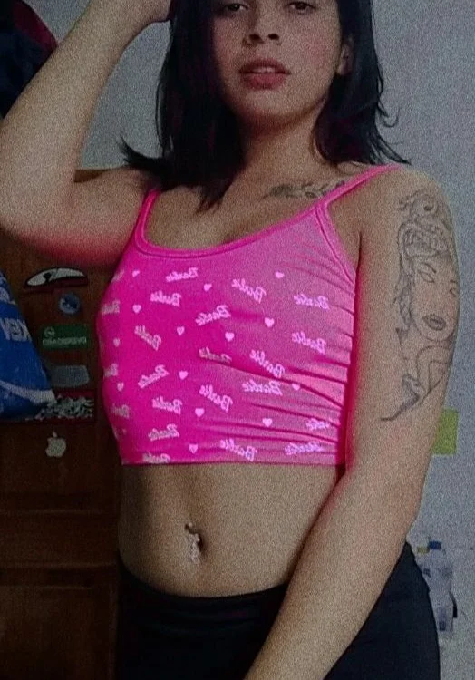 faby18pink's Offline XXX Chat