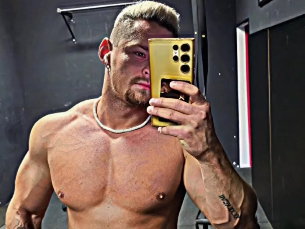 EddyRise- Chat XXX offline