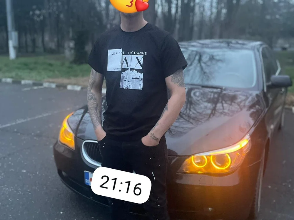 Lovebebe88n Offline XXX chat