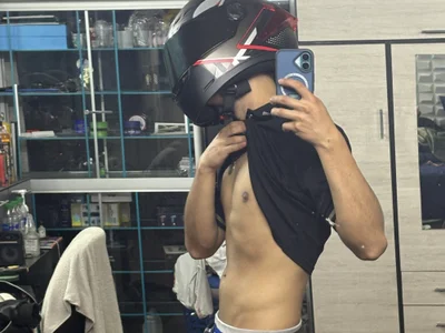 Erick_hot12