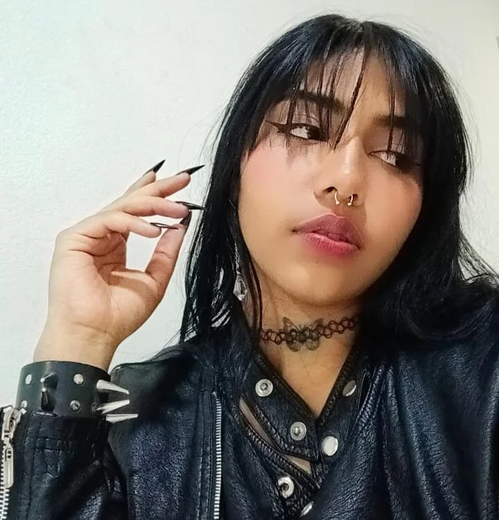 ZairaAzura_'s Offline XXX Chat