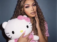 Model Shayybaby