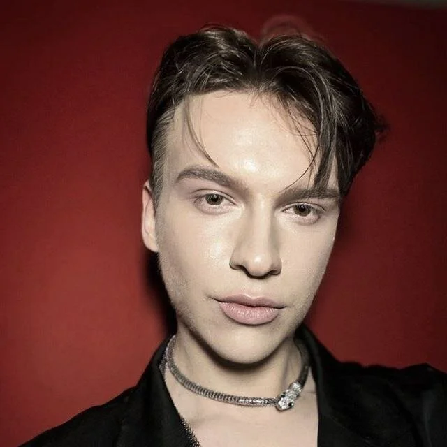 Offline chatovací místnost EdwinClayton