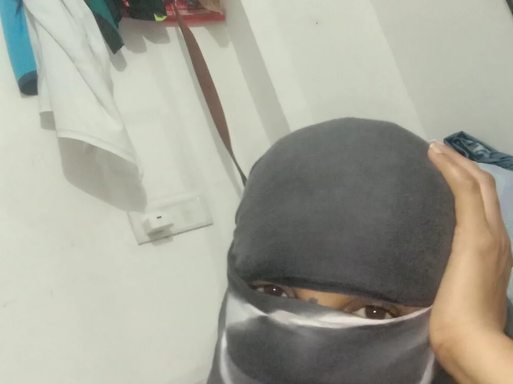 pooja123450 Offline XXX Chat