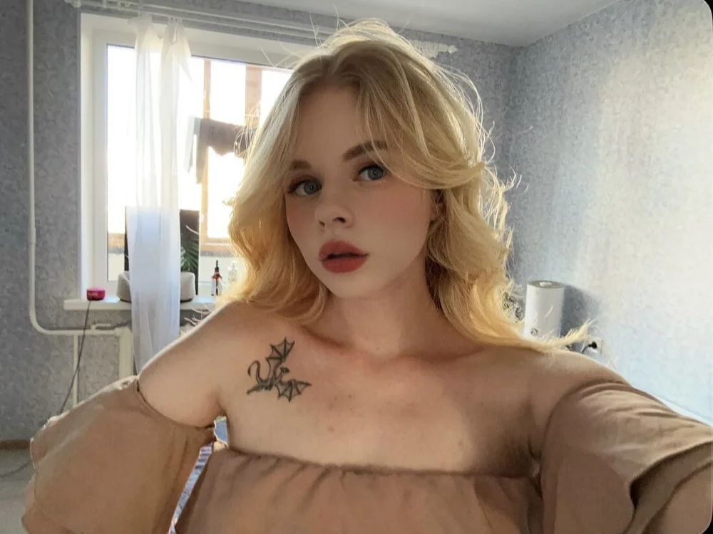 BellaNigght: συνομιλία ΧΧΧ εκτός σύνδεσης