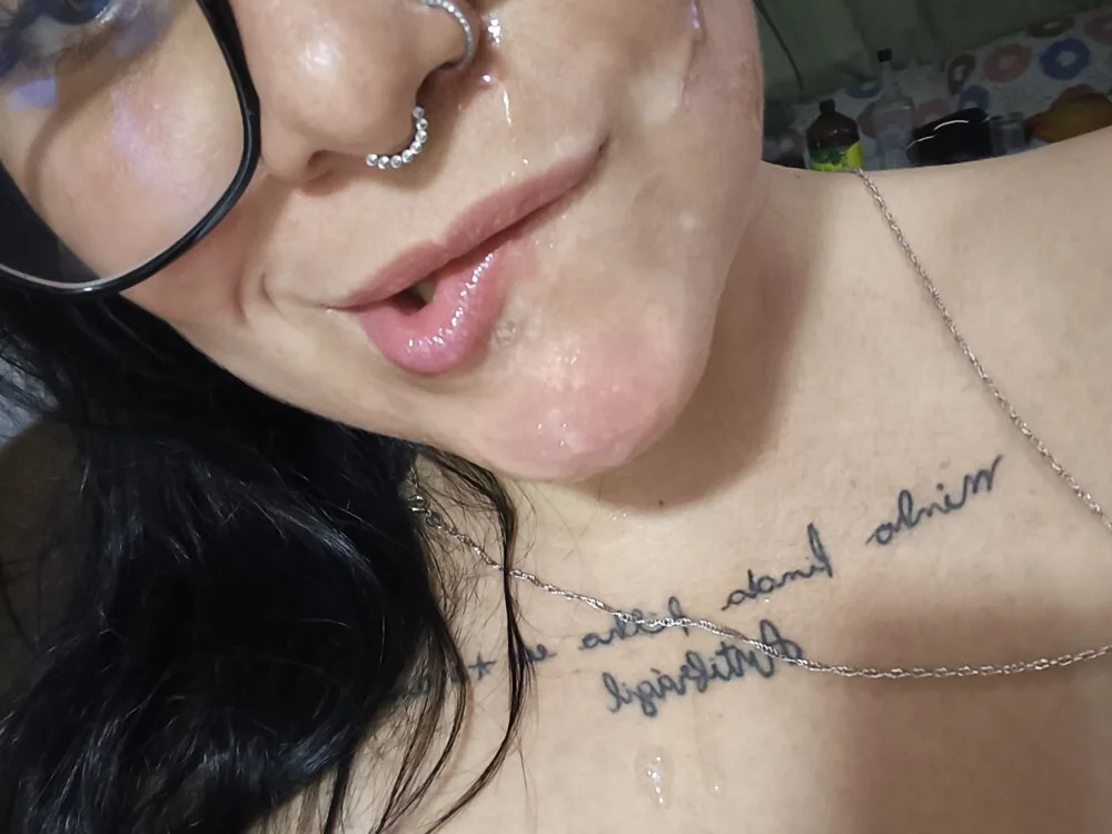 Desejoprivadoa Offline XXX-chat