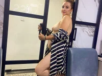 Chat +18 de Milf_Drip ao vivo