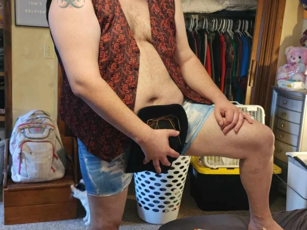 DomTheDom21's Offline XXX Chat