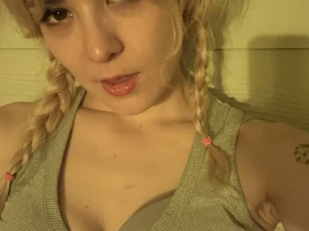 Chat XXX offline de Elsa-Doll