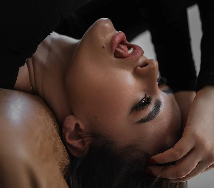 CalyMoon's Offline XXX Chat