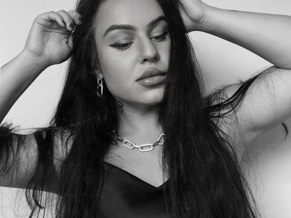 TastyBodyDance's Offline XXX Chat