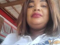 Model BustyMatureStepmum