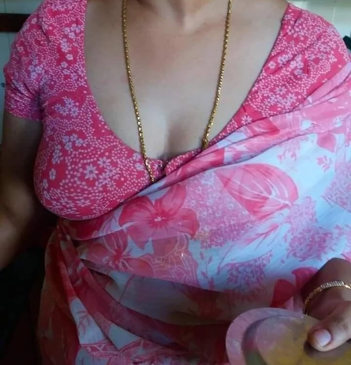 צ'אט XXX לא מקוון של tamil_shruthi