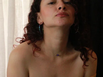 ArtesanaMK on StripChat