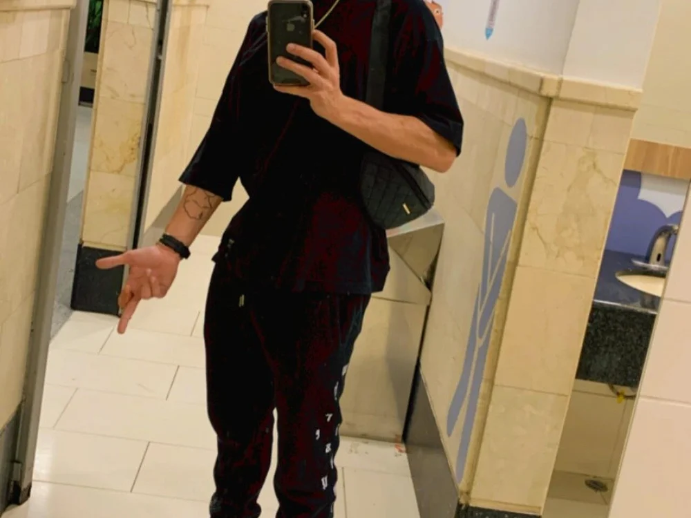 jay_mikes' Offline XXX Chat