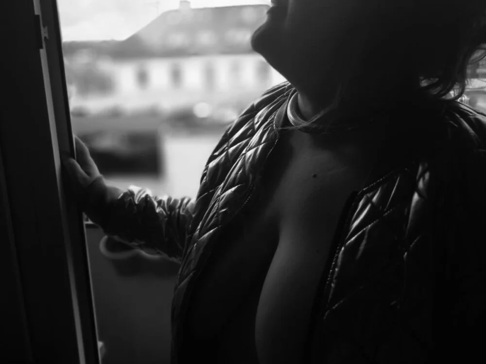 daisy_gambia Offline XXX-chat