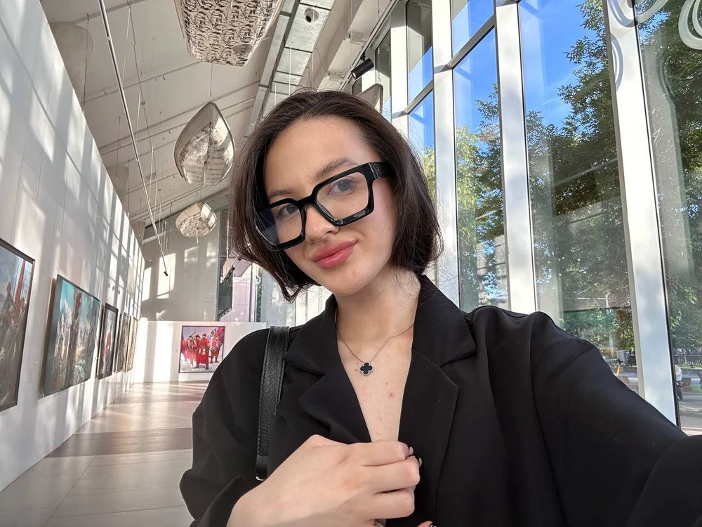 TylaLuv Obrolan XXX Offline