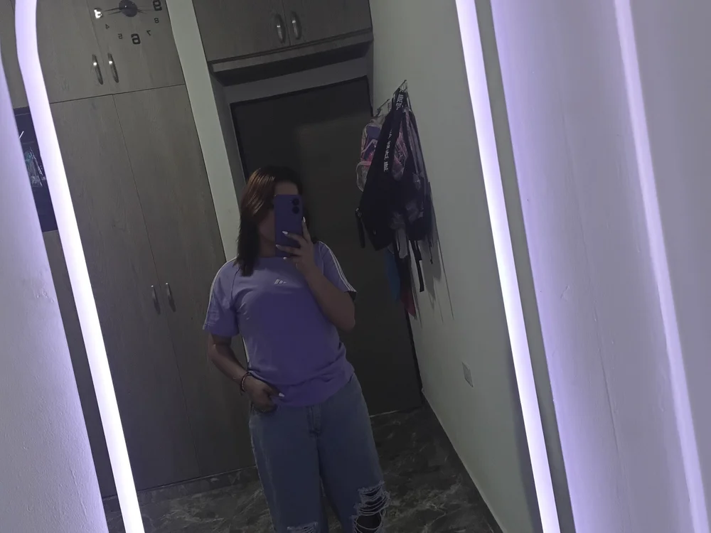 sweet_bella_29 Offline XXX-chat