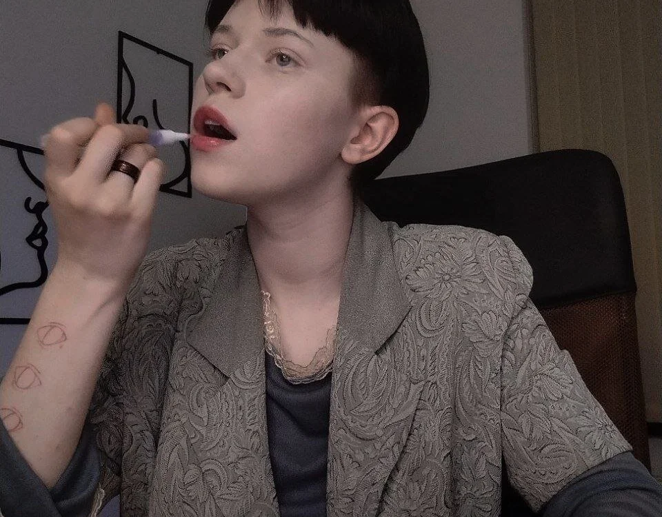 EleneGossett offline chatrum