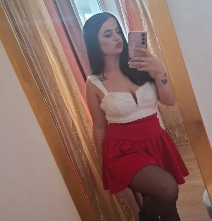Celine_Skye offline chatrum