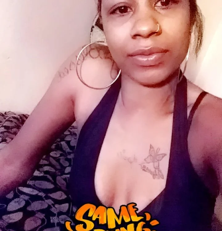 caramelcakes' Offline XXX Chat