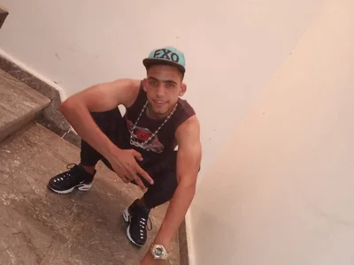UxorialMoralist Male Nippletoys Free Webcam Sex
