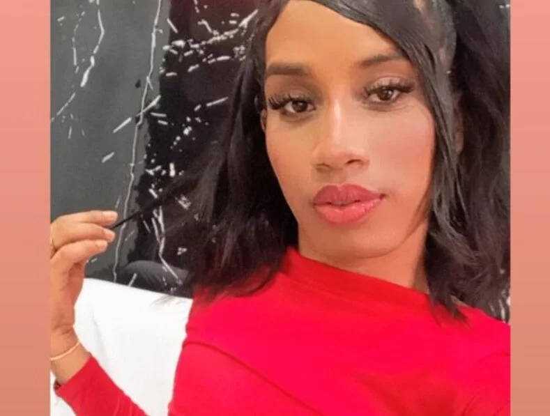 selene-lagigi Offline XXX-chat