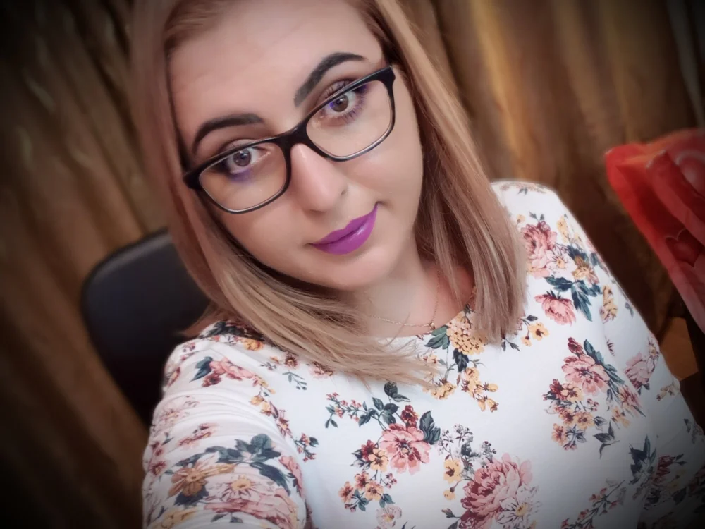 Offline chatovací místnost candice001