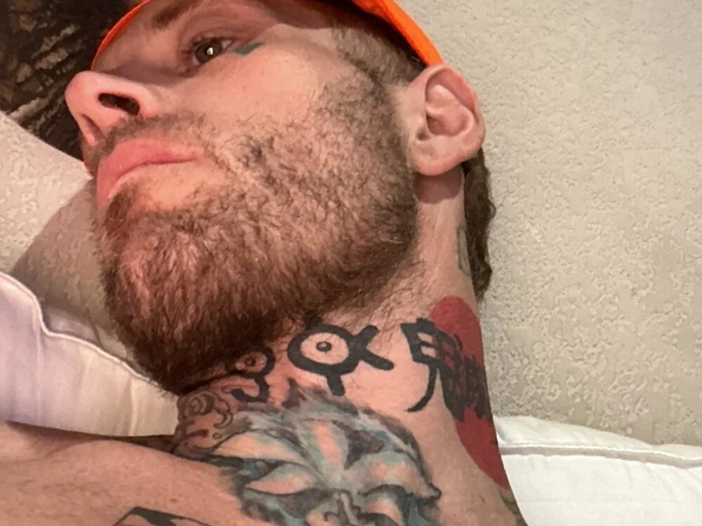 checkthisout90's Offline XXX Chat