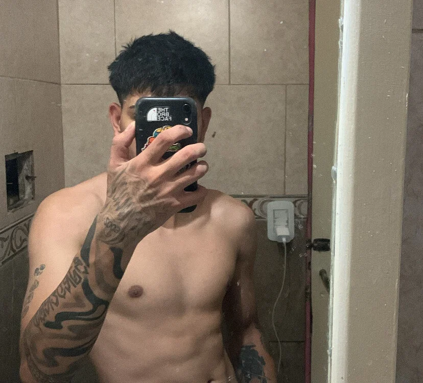 Yamil345's Offline XXX Chat