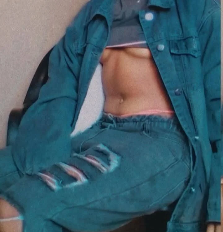 Casandralopez 離線 XXX 聊天