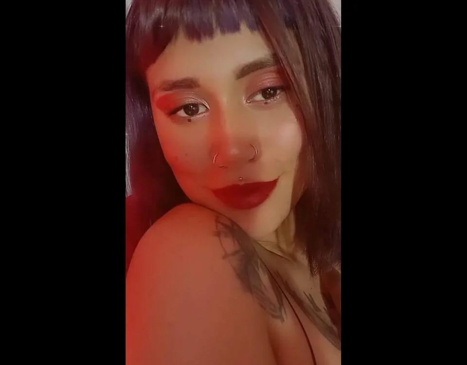 lena_slaave 离线XXX聊天