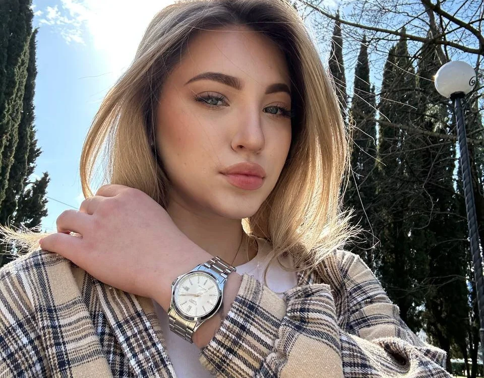 Офлайн-чат XXX OrethaEredia