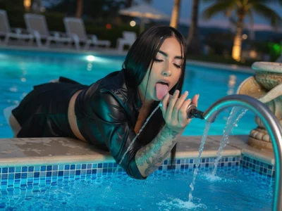 Baker_monroe - Girl 