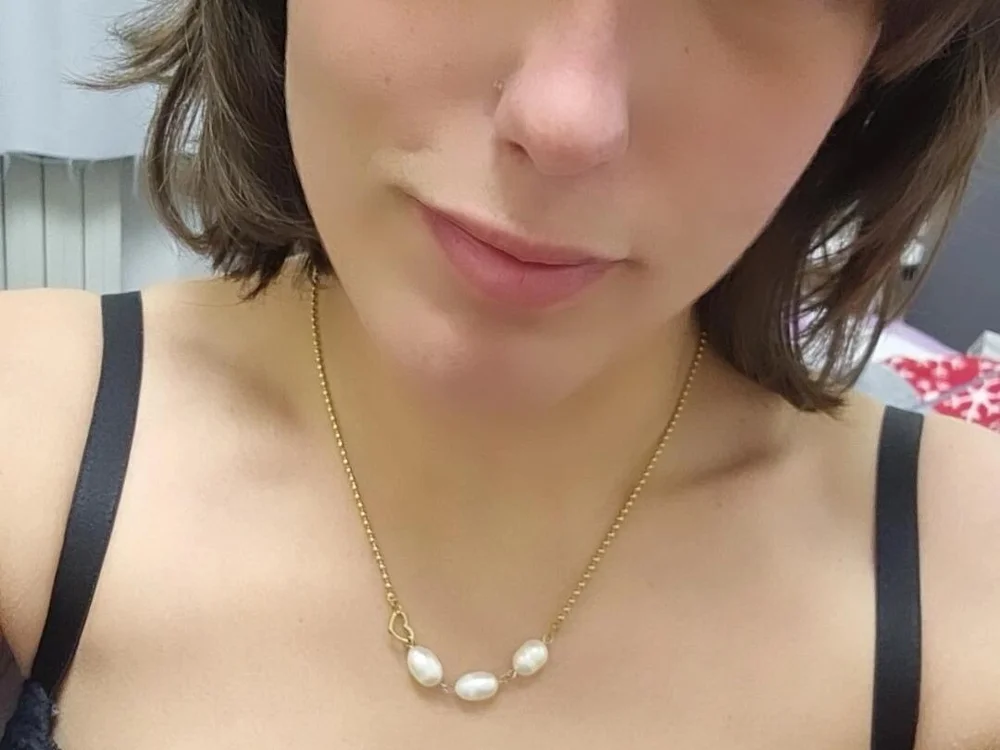 Jessica28898's Offline Chat Room