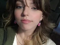 CherryCl0ud's Live XXX Chat