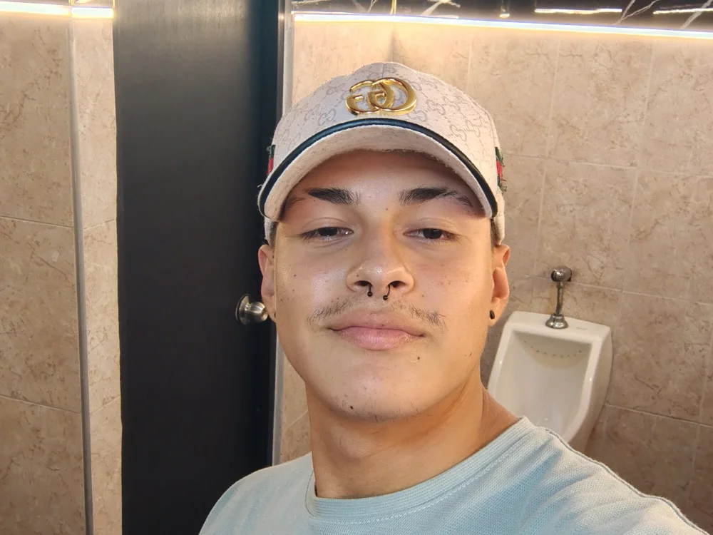 flirty_stevens offline chatrum