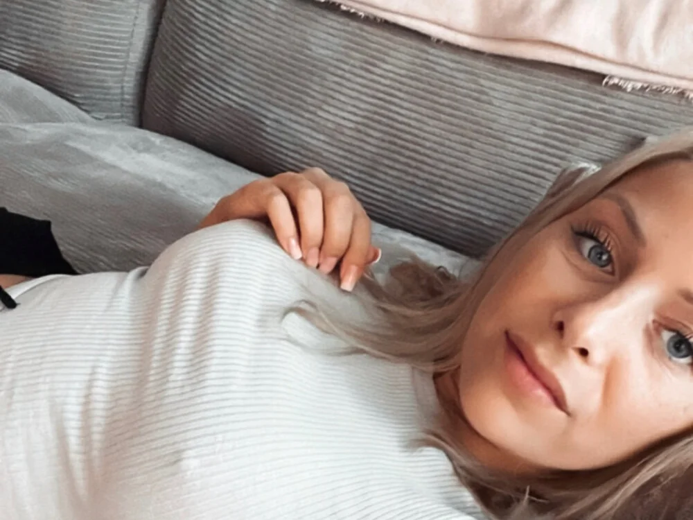 Offline XXX chat emily-becker