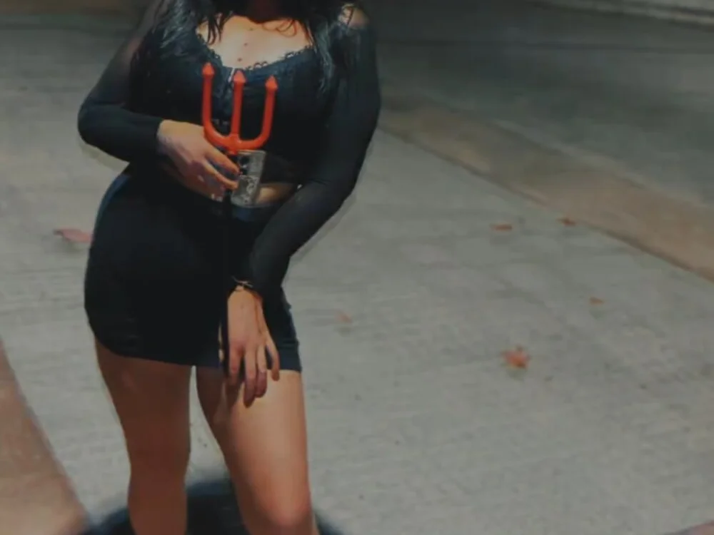 AleXiAaaaaaaaaaaaaa: офлайн-секс-чат