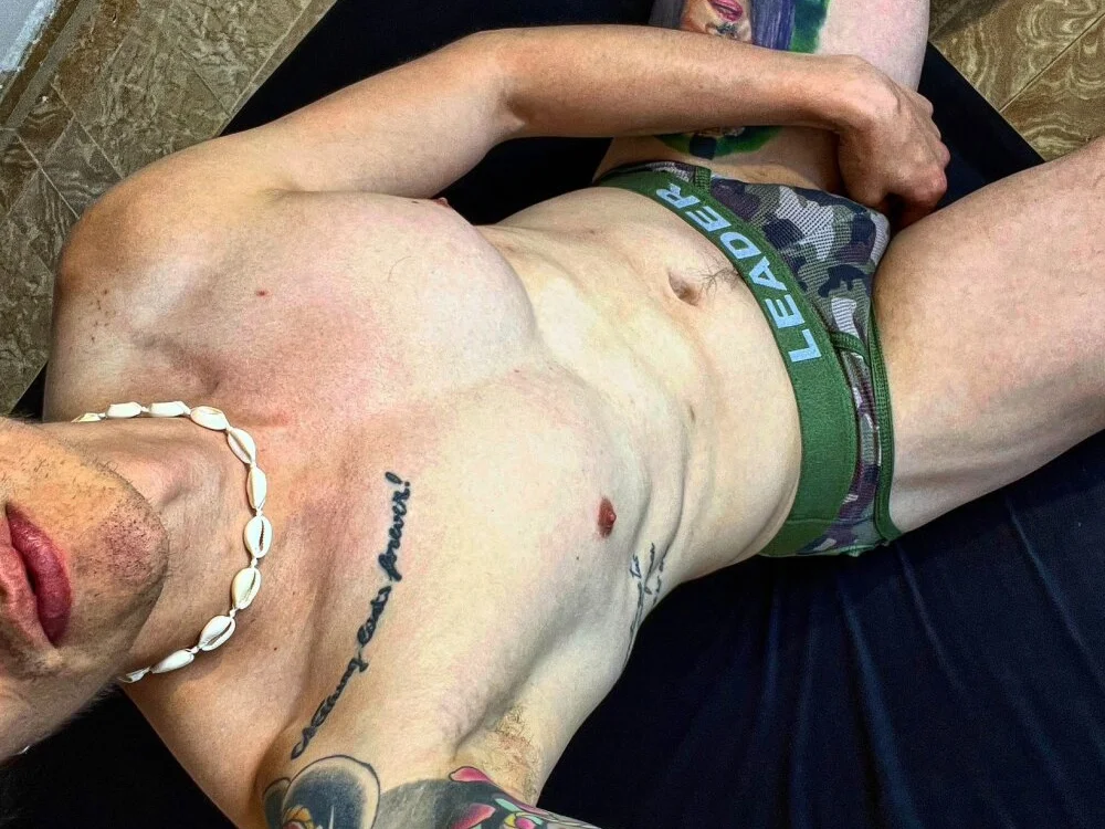 adler80035 – Offline XXX chat