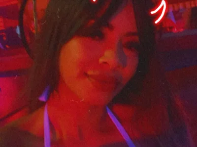 Akane17 Female Newmobile Striptease Webcam