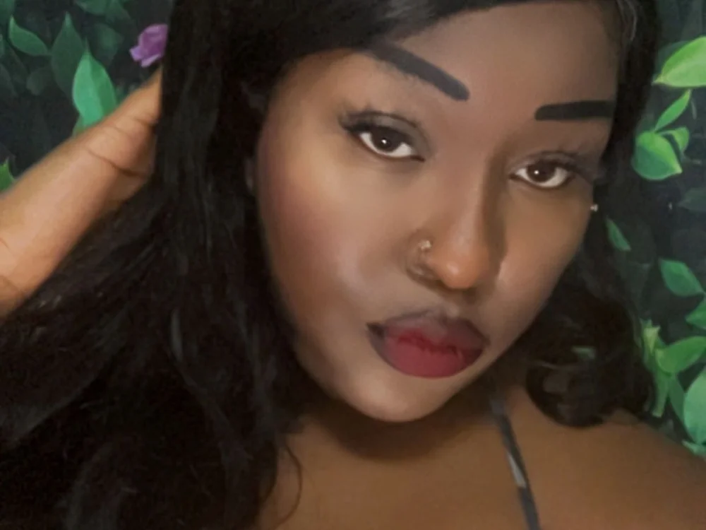 sassysuu's Offline XXX Chat