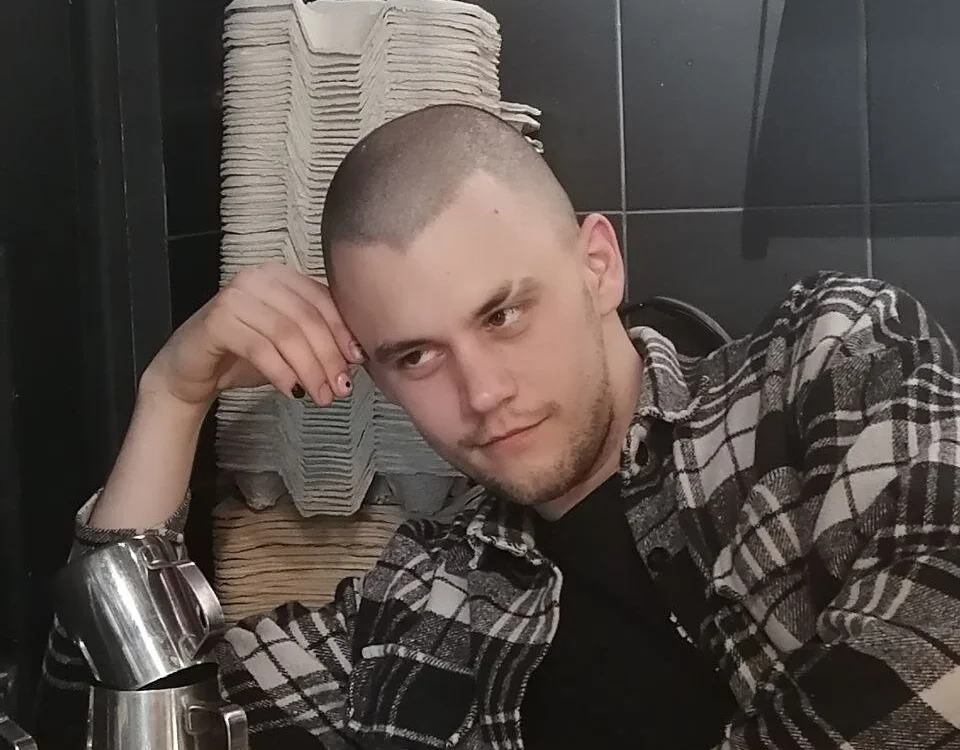 Scott_Nash68's Offline Chat Room